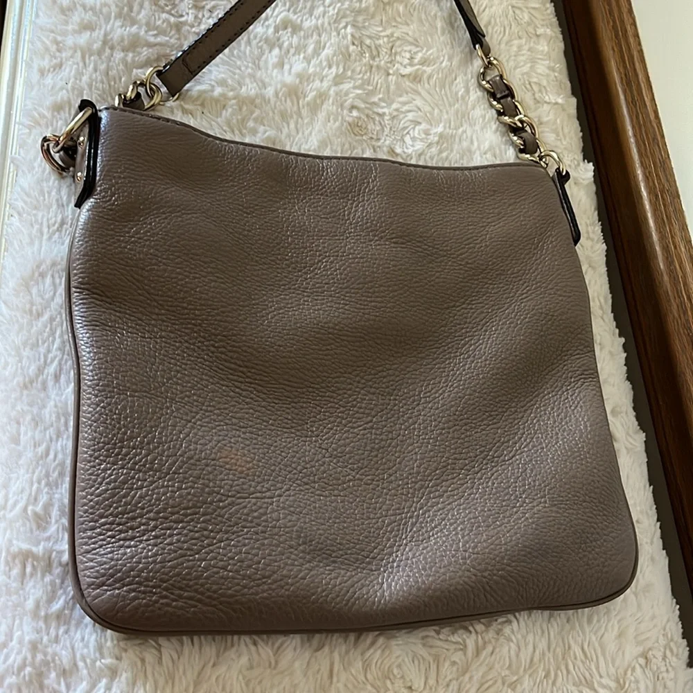 Kate Spade Cobble Hill Ellen Taupe Leather Crossbody with Dust Bag